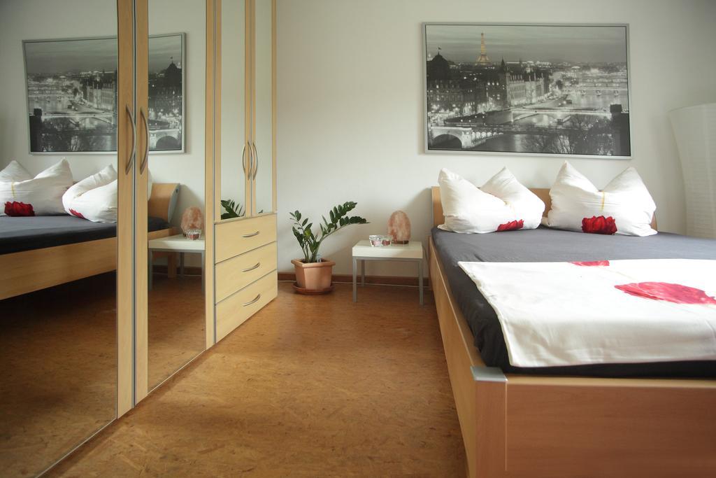 Ferienwohnung Schwarzwaldblick Bühlertal Kamer foto